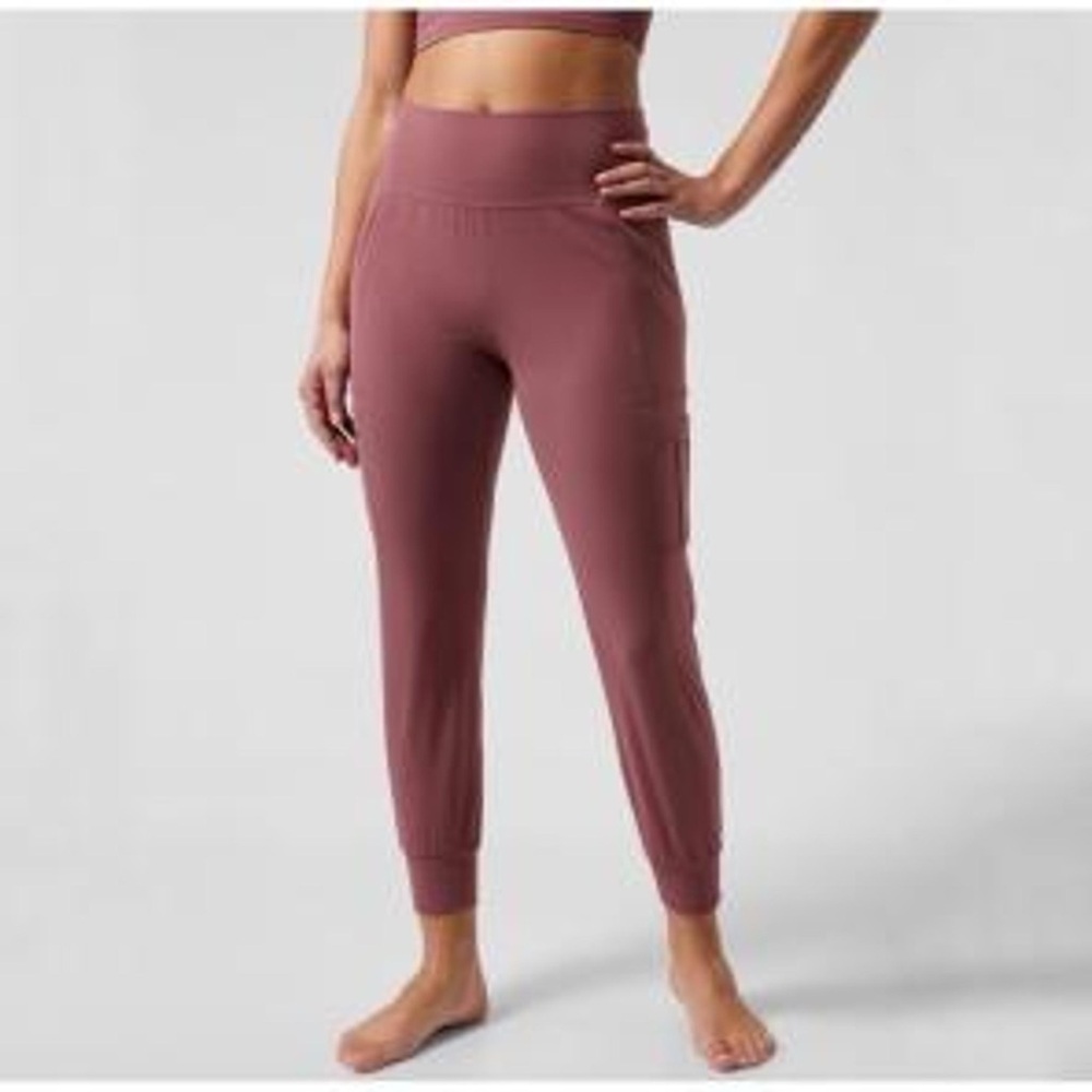 Athleta Salutation Powervita Mauve‎  Dusty Rose High Rise Jogger Athletic Pants